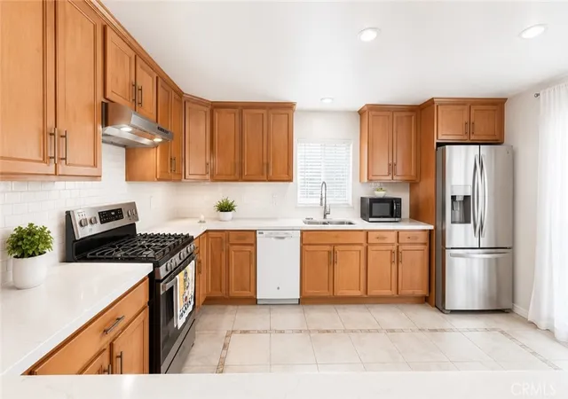 Photo 4 of Sale Pending at 1455 S State #323, Hemet, CA 92543 | MLS# SW25245397 | Listing updated on 2026-10-07
