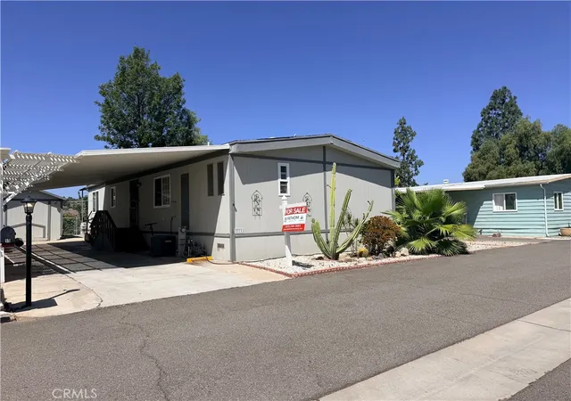 Photo 1 of Manufactured home for sale at 15181 Van Buren Blvd #99, Riverside, CA 92504 | MLS# DW25246121 | Listing updated on 2026-09-29