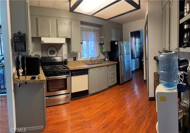 Photo 3 of Manufactured home for sale at 15181 Van Buren Blvd #99, Riverside, CA 92504 | MLS# DW25246121 | Listing updated on 2026-09-29