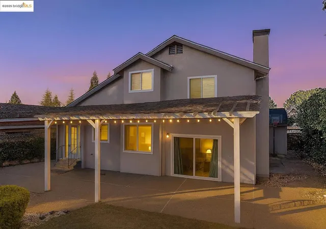Photo 2 of Single family home for sale at 3124 Sunflower Dr, Antioch, CA 94531 | MLS# 41116205 | Listing updated on 2026-10-07