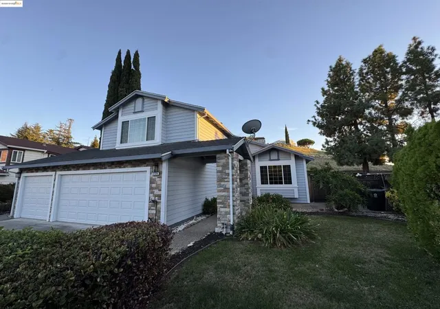 Photo 3 of Single family home for sale at 3124 Sunflower Dr, Antioch, CA 94531 | MLS# 41116205 | Listing updated on 2026-10-07