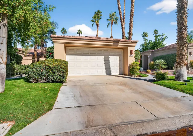Photo 4 of Sale Pending at 76232 Poppy Ln, Palm Desert, CA 92211 | MLS# 219138545DA | Listing updated on 2026-10-05