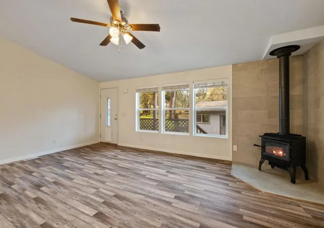 Photo 4 of Sale Pending at 19307 Ferretti Rd, Groveland, CA 95321 | MLS# ML82028184 | Listing updated on 2026-09-14