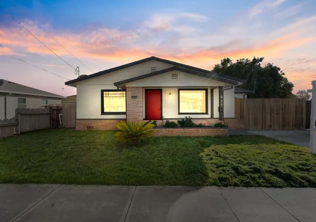 Photo 1 of Land for sale at 653 South St, Hollister, CA 95023 | MLS# ML82028331 | Listing updated on 2026-09-15