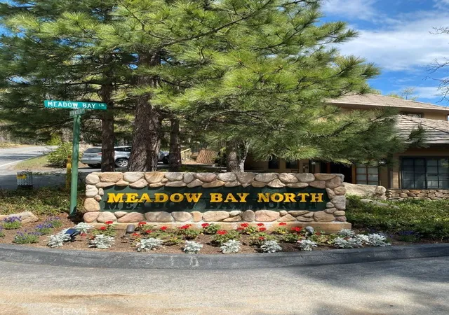 Photo 2 of Townhouse for sale at 27657 Peninsula Dr #106, Lake Arrowhead, CA 92352 | MLS# SW25279748 | Listing updated on 2026-09-15