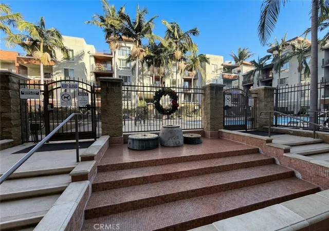 Photo 3 of Condo for sale at 100 S Alameda St #120, Los Angeles, CA 90012 | MLS# AR25282288 | Listing updated on 2026-09-15