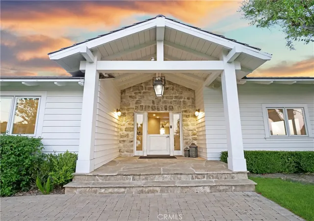 Photo 3 of Sale Pending at 67 Eastfield, Rolling Hills, CA 90274 | MLS# PV26001465 | Listing updated on 2026-10-07