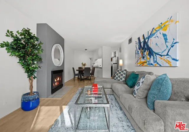 Photo 3 of Condo for sale at 3640 Cardiff Ave #104, Los Angeles, CA 90034 | MLS# 26636417 | Listing updated on 2026-09-14
