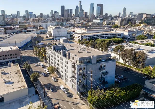 Listing Photo 3 - Condo for sale in building located at 825 E 4Th St, Los Angeles, CA 90013 - Unit #508