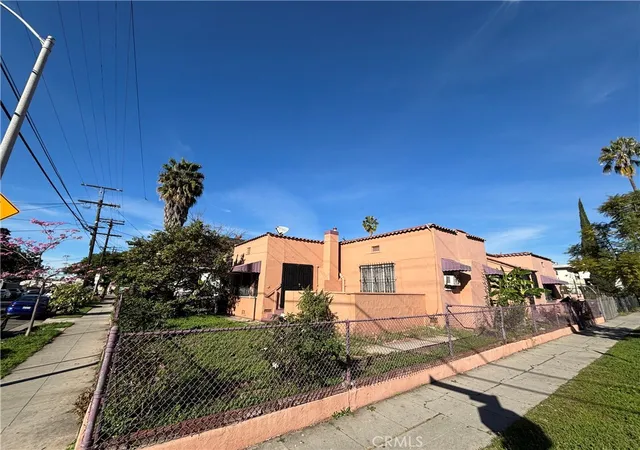Multi family home for sale at 5101 Lemon Grv, Los Angeles, CA 90029 | MLS# CV26014296
