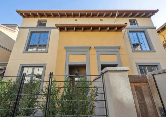 Photo 2 of Condo for sale at 356 Santana Row #320, San Jose, CA 95128 | MLS# ML82031915 | Listing updated on 2026-09-14