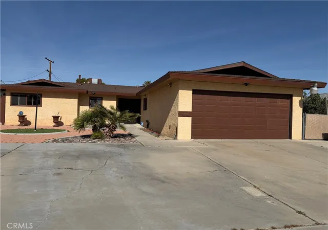 Photo 1 of Single family home for sale at 1517 De Anza St, Barstow, CA 92311 | MLS# HD26023958 | Listing updated on 2026-09-14