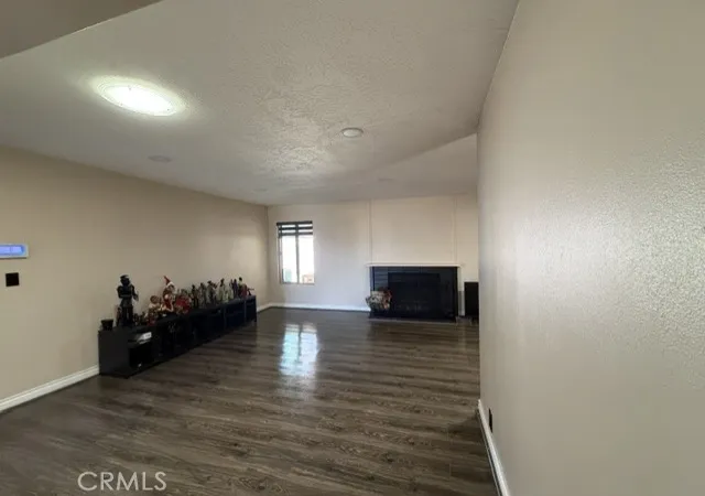 Photo 3 of Single family home for sale at 1517 De Anza St, Barstow, CA 92311 | MLS# HD26023958 | Listing updated on 2026-09-14