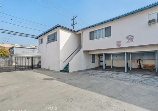 Photo 3 of Condo for sale at 6021 Gage #4, Bell Gardens, CA 90201 | MLS# CV26024557 | Listing updated on 2026-09-14