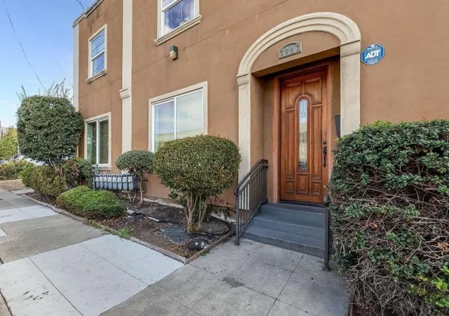 Photo 2 of Condo for sale at 2842 Adeline St #6, Emeryville, CA 94608 | MLS# 41123127 | Listing updated on 2026-09-26