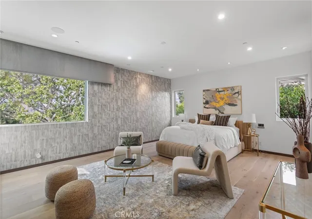 Photo 2 of Mansion for sale at 15641 Meadowgate, Encino, CA 91436 | MLS# SR26032517 | Listing updated on 2026-09-15