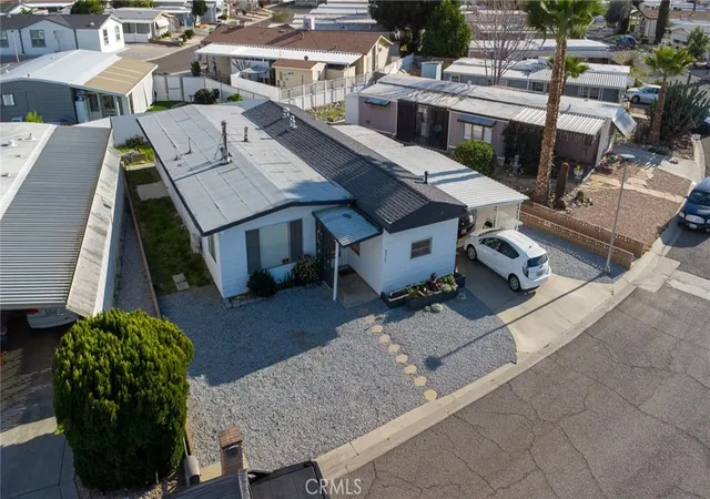 Photo 1 of Sale Pending at 371 Santa Clara Cir, Hemet, CA 92543 | MLS# IV26035279 | Listing updated on 2026-09-15