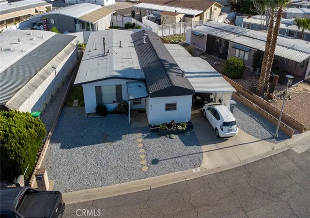 Photo 3 of Sale Pending at 371 Santa Clara Cir, Hemet, CA 92543 | MLS# IV26035279 | Listing updated on 2026-09-15