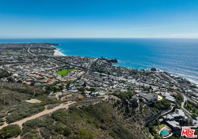 Photo 4 of Land for sale at 150 Vista Del Sol Ave, Laguna Beach, CA 92651 | MLS# 26655605 | Listing updated on 2026-09-14