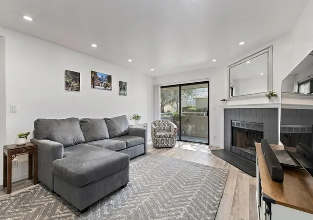 Photo 2 of Condo for sale at 1751 Braddock Ct, San Jose, CA 95125 | MLS# ML82036821 | Listing updated on 2026-09-14