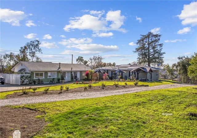 Photo 2 of Sale Pending at 33574 Washington Dr, Yucaipa, CA 92399 | MLS# IG26053480 | Listing updated on 2026-10-06