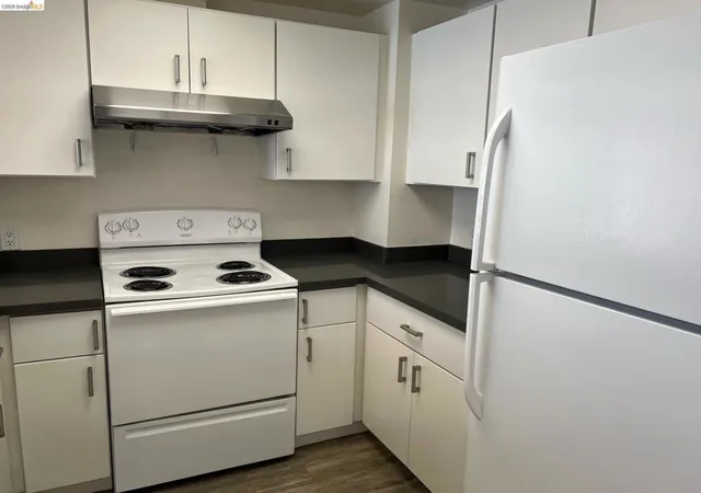Photo 4 of Condo for sale at 988 Franklin St #601, Oakland, CA 94607 | MLS# 41127199 | Listing updated on 2026-09-15