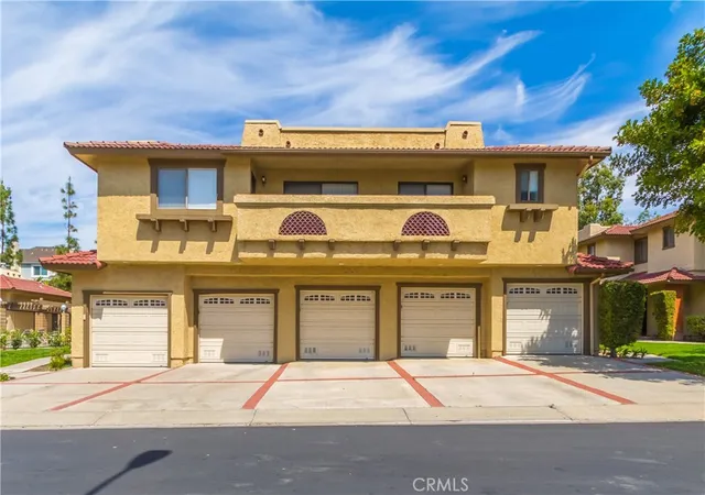 Photo 3 of Condo for sale at 25261 Tanoak, Lake Forest, CA 92630 | MLS# RS26057323 | Listing updated on 2026-09-15