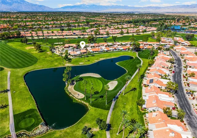 Listing Photo 5 - Condo for sale in building located at 41790 Resorter Blvd, Palm Desert, CA 92211
