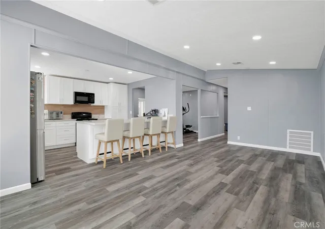 Photo 2 of Manufactured home for sale at 24303 Woolsey Cyn Rd #85, Canoga Park, CA 91304 | MLS# SR26058874 | Listing updated on 2026-09-15