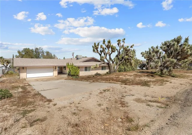 Photo 3 of Single family home for sale at 56620 Hidden Gold Dr, Yucca Valley, CA 92284 | MLS# PW26059247 | Listing updated on 2026-09-15