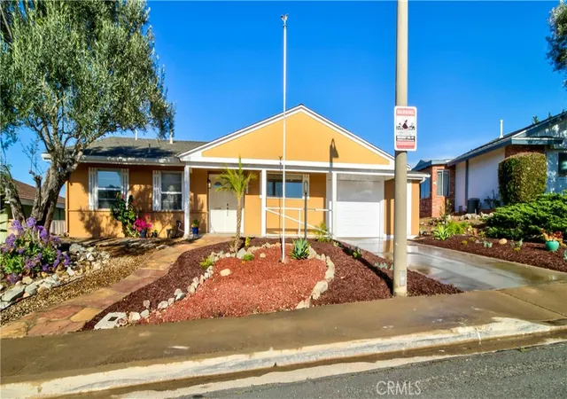 Photo 2 of Single family home for sale at 16445 Roca Dr, San Diego, CA 92128 | MLS# OC26024952 | Listing updated on 2026-10-06