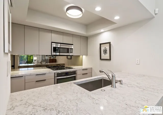 Photo 3 of Condo for sale at 200 E Racquet Clb Rd #8, Palm Springs, CA 92262 | MLS# 26665703PS | Listing updated on 2026-09-14