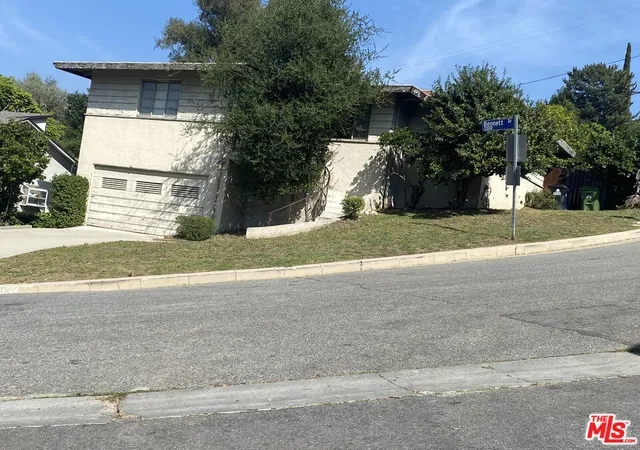 Photo 1 of Sale Pending at 3348 Bennett Dr, Los Angeles, CA 90068 | MLS# 26668065 | Listing updated on 2026-09-14