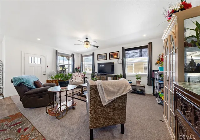 Photo 3 of Sale Pending at 2205 W Acacia Ave #163, Hemet, CA 92545 | MLS# SW26060973 | Listing updated on 2026-09-15