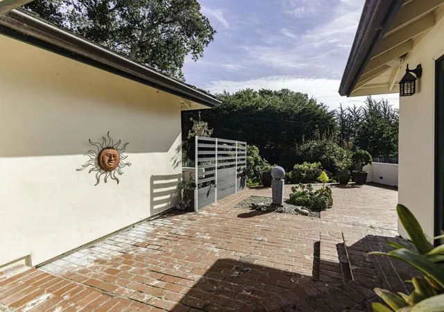 Photo 3 of Single family home for sale at 3540 Oak Pl, Carmel, CA 93923 | MLS# NDP2602838 | Listing updated on 2026-09-15