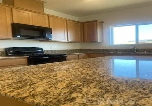 Photo 3 of Sale Pending at 104 Squaw Valley Dr, Merced, CA 95341 | MLS# MC26065649 | Listing updated on 2026-09-14