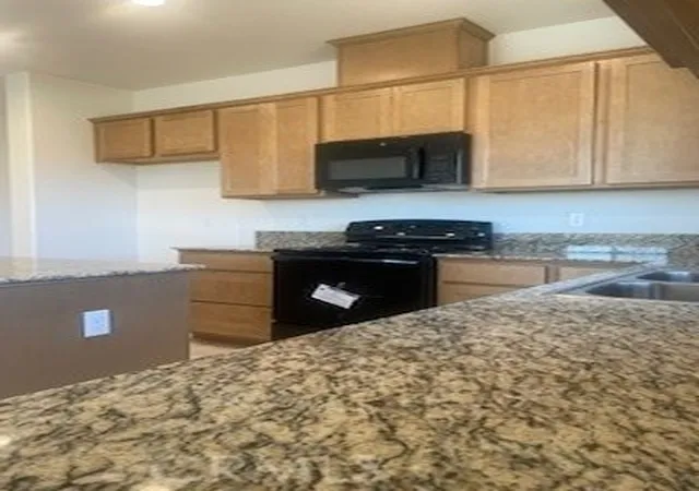 Photo 3 of Sale Pending at 104 Squaw Valley Dr, Merced, CA 95341 | MLS# MC26065649 | Listing updated on 2026-09-30