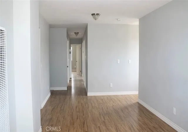 Listing Photo 5 - Condo for sale in building located at 1009 E Stockton Ave, Compton, CA 90221