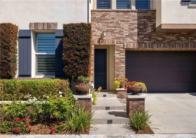 Photo 3 of Single family home for sale at 1999 Aliso Peak, Lake Forest, CA 92610 | MLS# OC26064763 | Listing updated on 2026-09-14