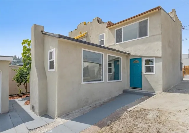 Photo 2 of Sale Pending at 1521 N Bonnie Beach, Los Angeles, CA 90063 | MLS# DW26067664 | Listing updated on 2026-09-14