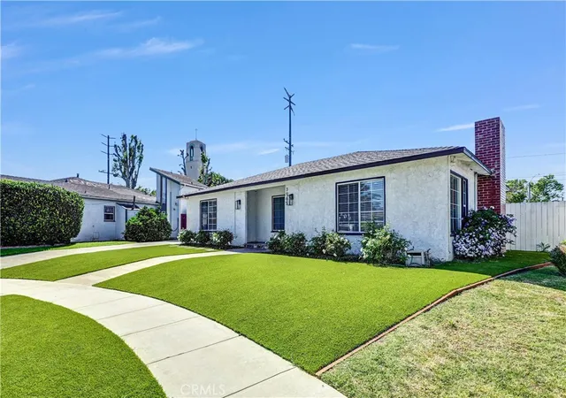 Photo 3 of Single family home for sale at 3965 N Marshall, Long Beach, CA 90807 | MLS# RS26071991 | Listing updated on 2026-09-15