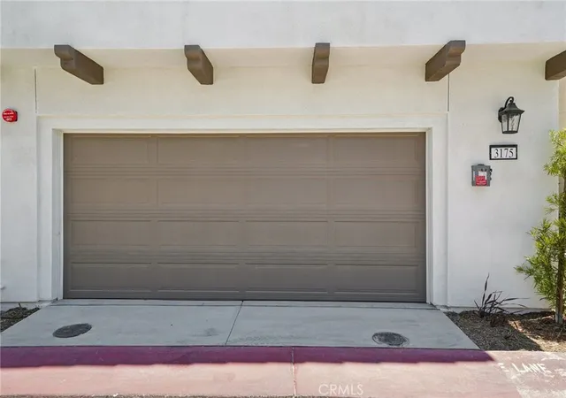 Photo 3 of Sale Pending at 3175 Teralina Cir, Riverside, CA 92503 | MLS# CV26072603 | Listing updated on 2026-09-28