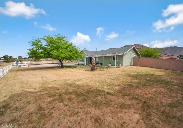 Photo 3 of Sale Pending at 17133 Mesquite Rd, Apple Valley, CA 92307 | MLS# SR26072754 | Listing updated on 2026-09-14