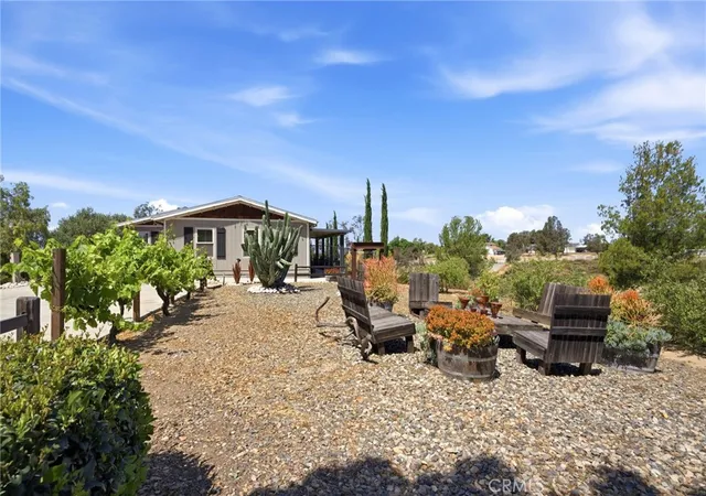Photo 3 of Single family home for sale at 41714 Avenida De Anita, Temecula, CA 92592 | MLS# SW26075214 | Listing updated on 2026-10-06