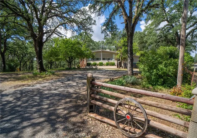 Photo 2 of Manufactured home for sale at 19611 Reeds Crk, Red Bluff, CA 96080 | MLS# SN26075456 | Listing updated on 2026-09-17