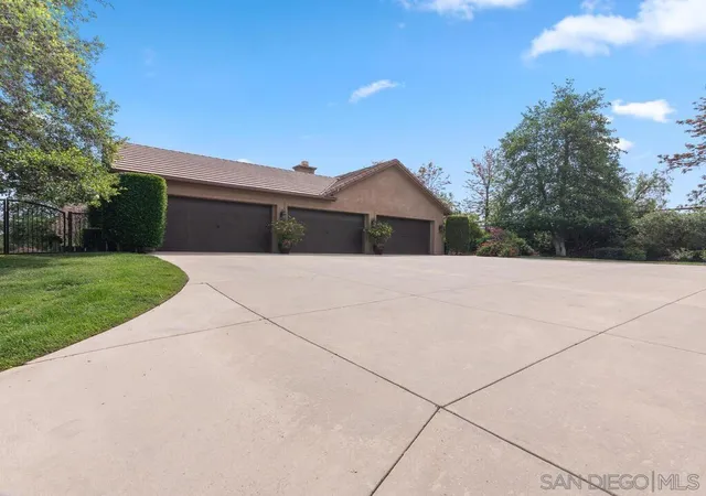 Photo 3 of Single family home for sale at 15256 Molly Anne Ct, Valley Center, CA 92082 | MLS# 260008318SD | Listing updated on 2026-09-14