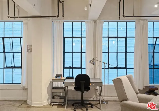 Photo 4 of Condo for sale at 746 S Los Angeles St #403, Los Angeles, CA 90014 | MLS# 26677649 | Listing updated on 2026-09-14