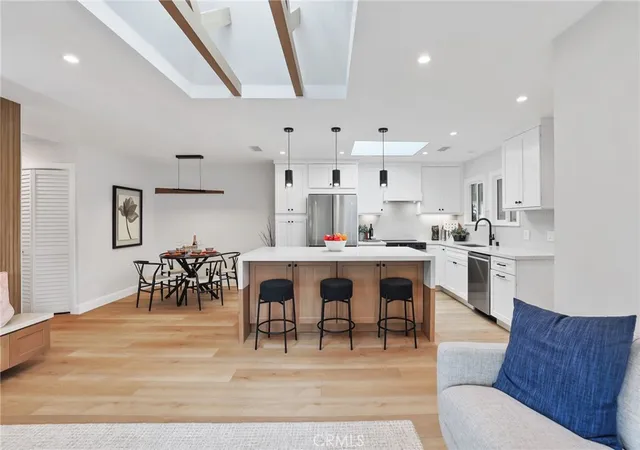 Listing Photo 5 - Condo for sale in building located at 661 Avenida Sevilla Unit Over, Laguna Woods, CA 92637