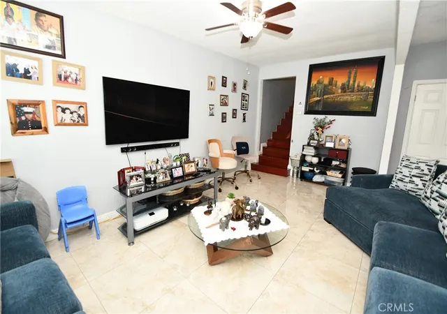Listing Photo 4 - Condo for sale in building located at 114 S Thorson, Compton, CA 90221