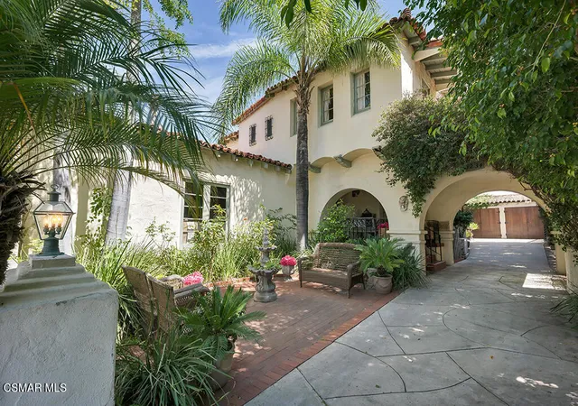 Photo 2 of Single family home for sale at 1234 N Everett St, Glendale, CA 91207 | MLS# 226001688 | Listing updated on 2026-09-14